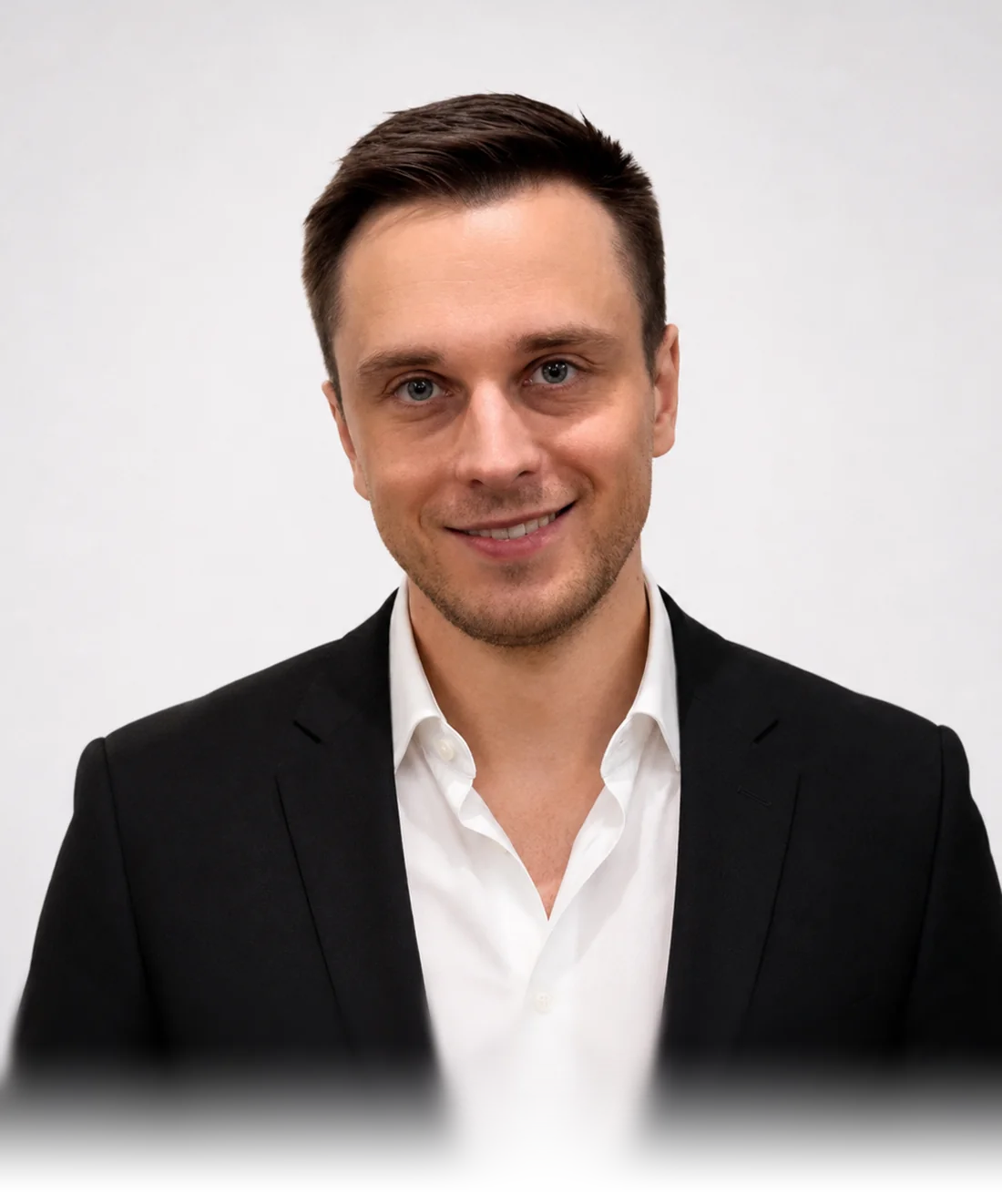 Дэниел - Руководитель Trust Layer и Thought Leadership